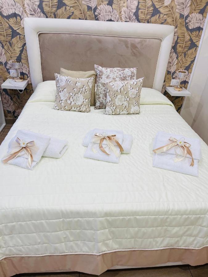 La Dimora Dei Sogni Sedil Capuano Home Suite Napoli Dış mekan fotoğraf