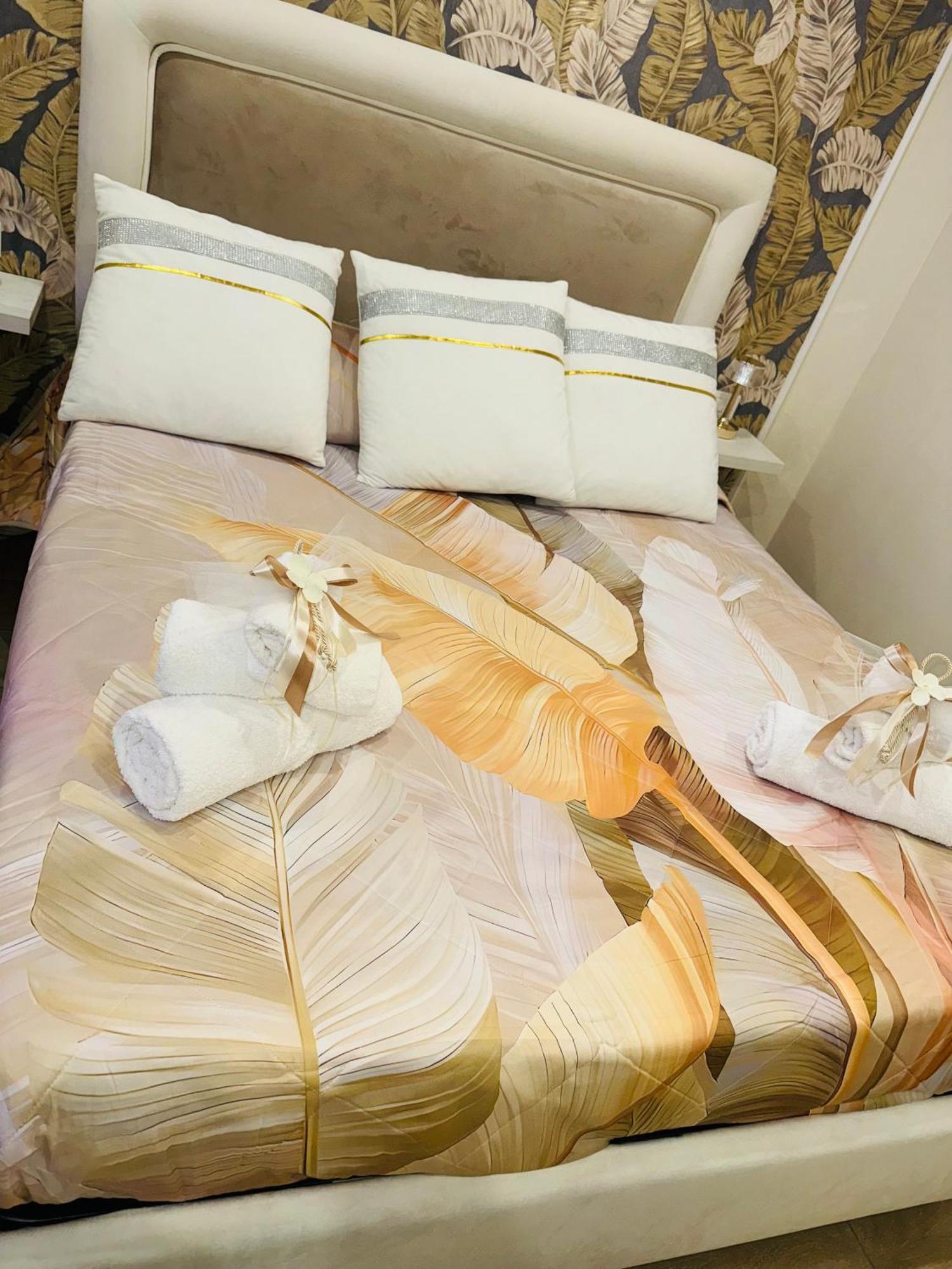La Dimora Dei Sogni Sedil Capuano Home Suite Napoli Dış mekan fotoğraf